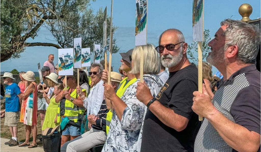 A chat with the Solent Transport User Group about cross Solent